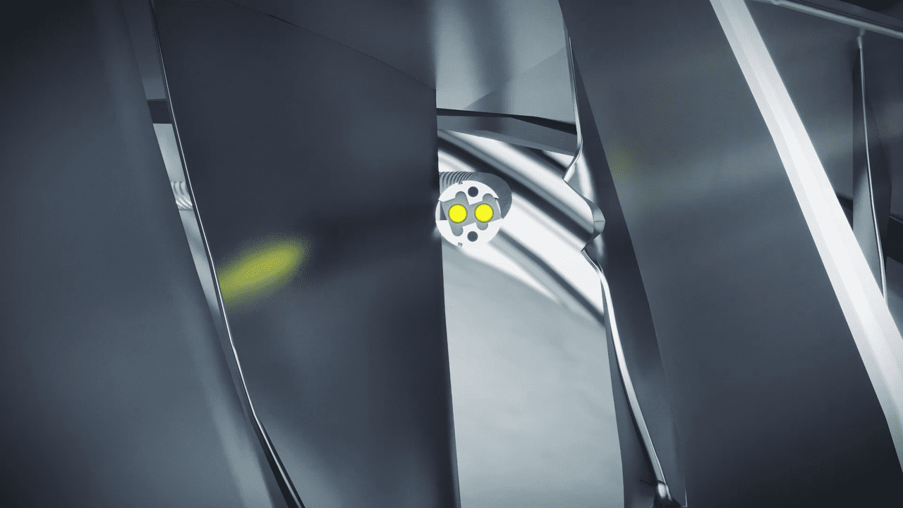 Rolls-Royce-snake-robot-1