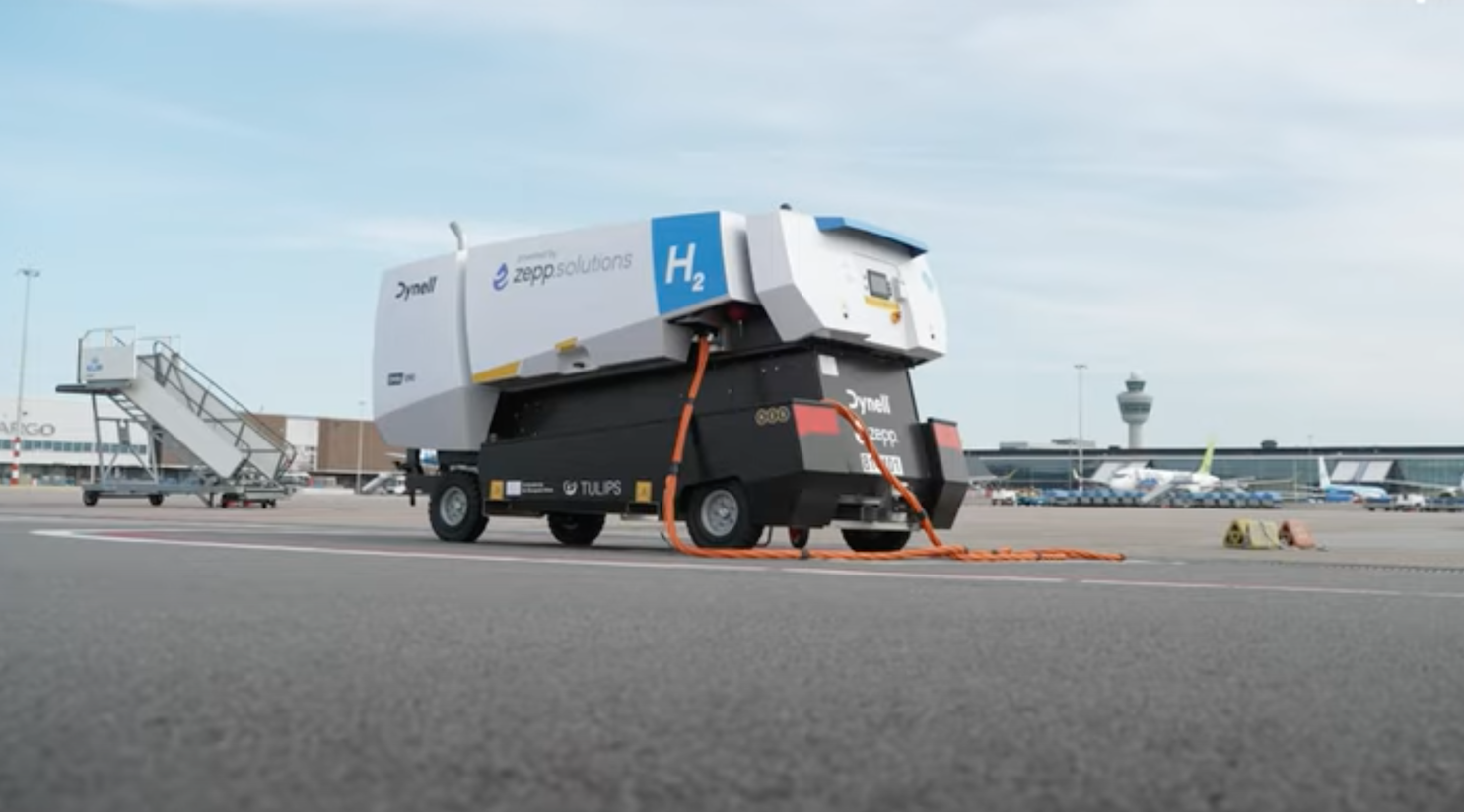 Schiphol Leads the Way with First Hydrogen-Powered Ground Power Unit for Aircraft at the Airport