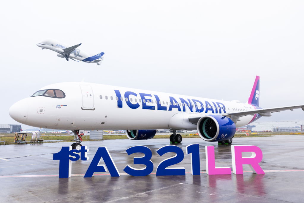 航空機・ヘリコプター Icelandair AIRCRAFT OF THE WORLD Icelandair receives first A321neo - AGN