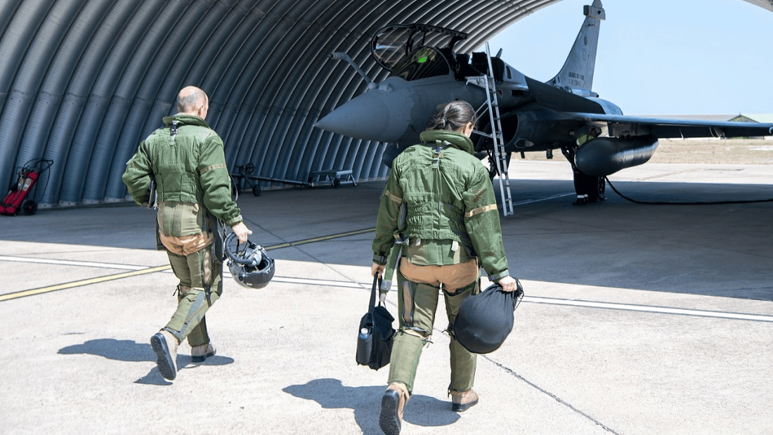 Test pilots for Rafale F4.3 standard