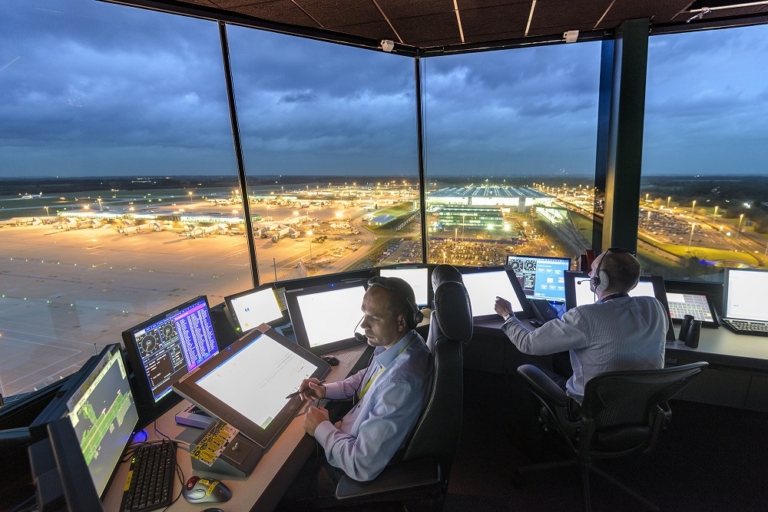 Heathrow's new ATC aircraft spacing system delivers for NATS