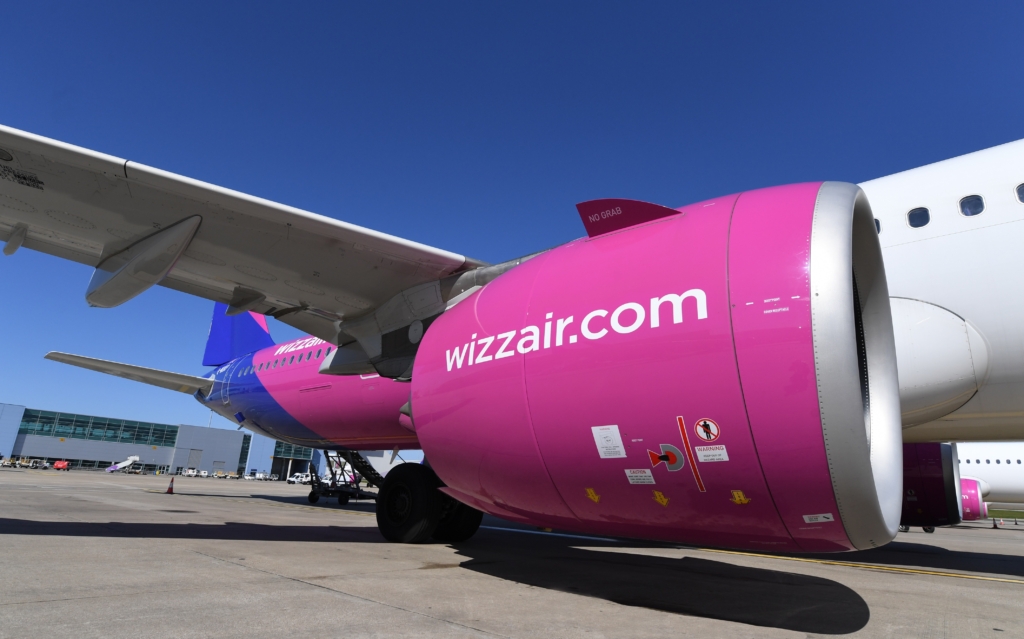 Wizz Air Pratt & Whitney GTF engine on an Airbus A320neo