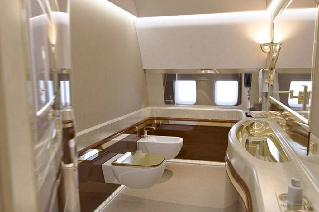 Bathroom in Russian Il-96-300PU presidential aircraft 