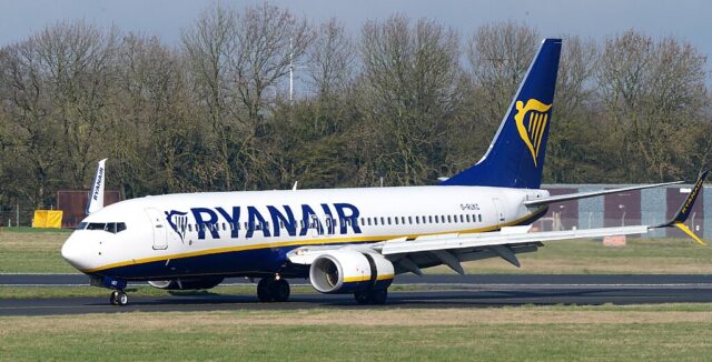 Ryanair Boeing 737-800