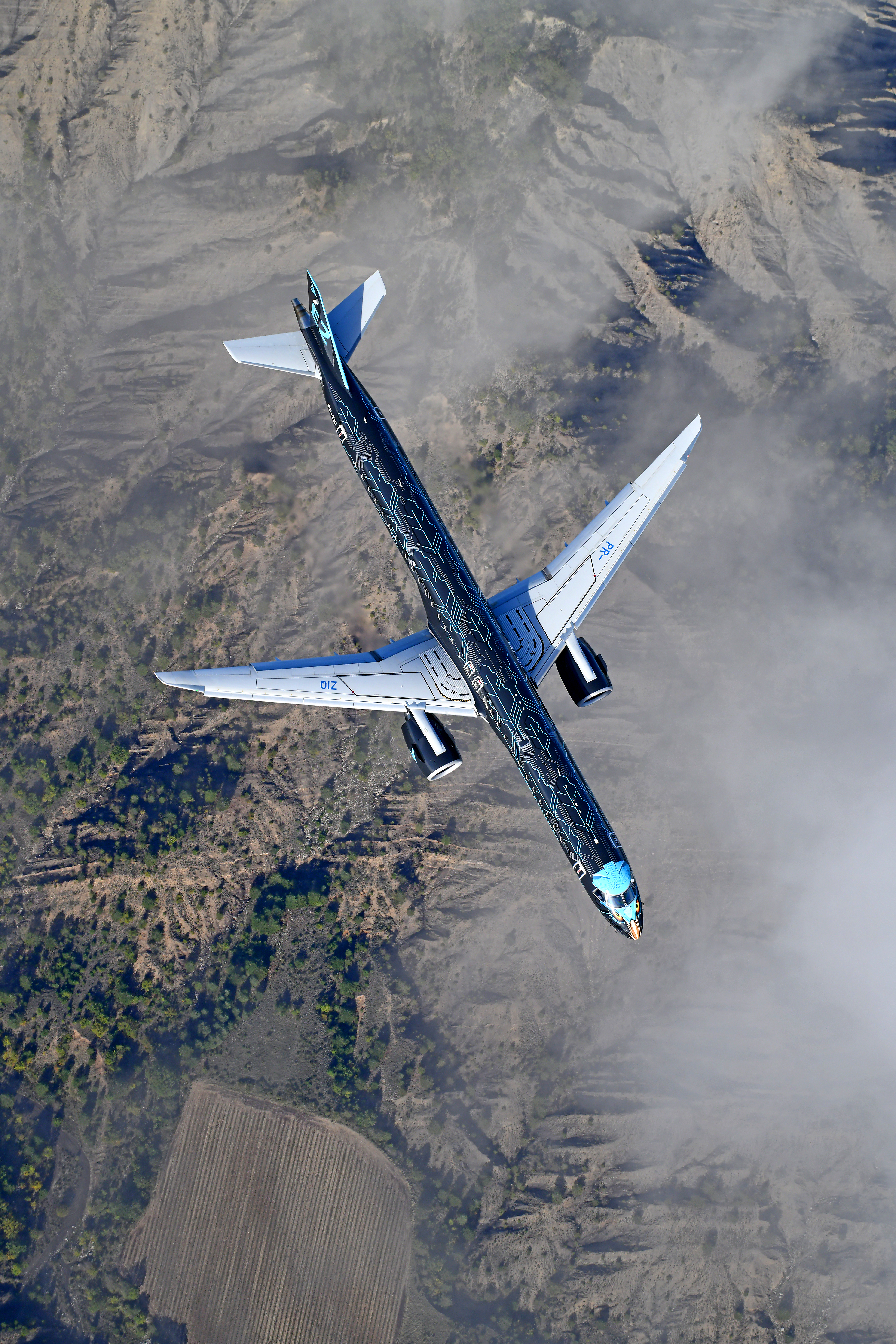 Embraer e195 e2 tech eagle