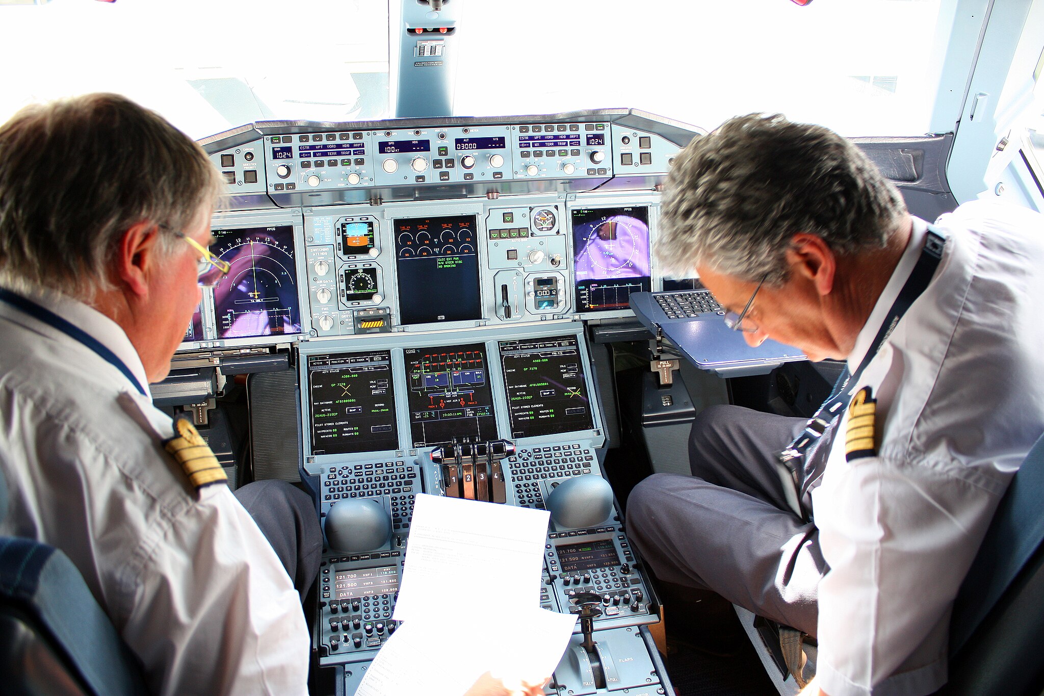 Cockpit of an Air France A380
