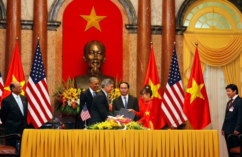 VietJet 737 MAX order signing ceremony in 2016