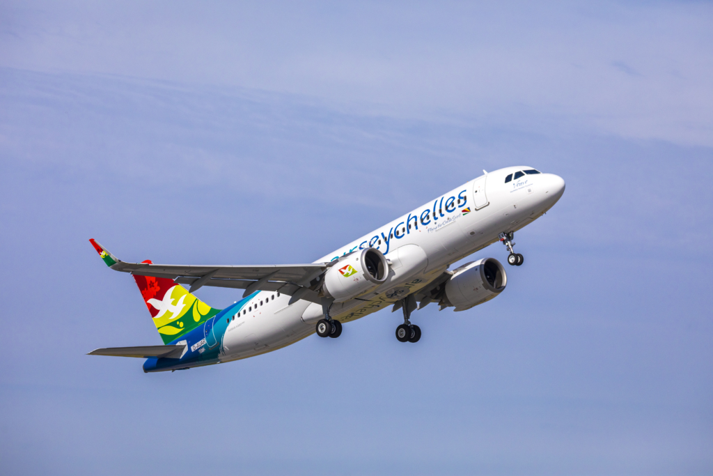 Air Seychelles, the Republic of Seychelles’ national carrier, received its initial Airbus A320neo – on lease from CDB Aviation – becoming the first African airline to operate the A320neo jetliner