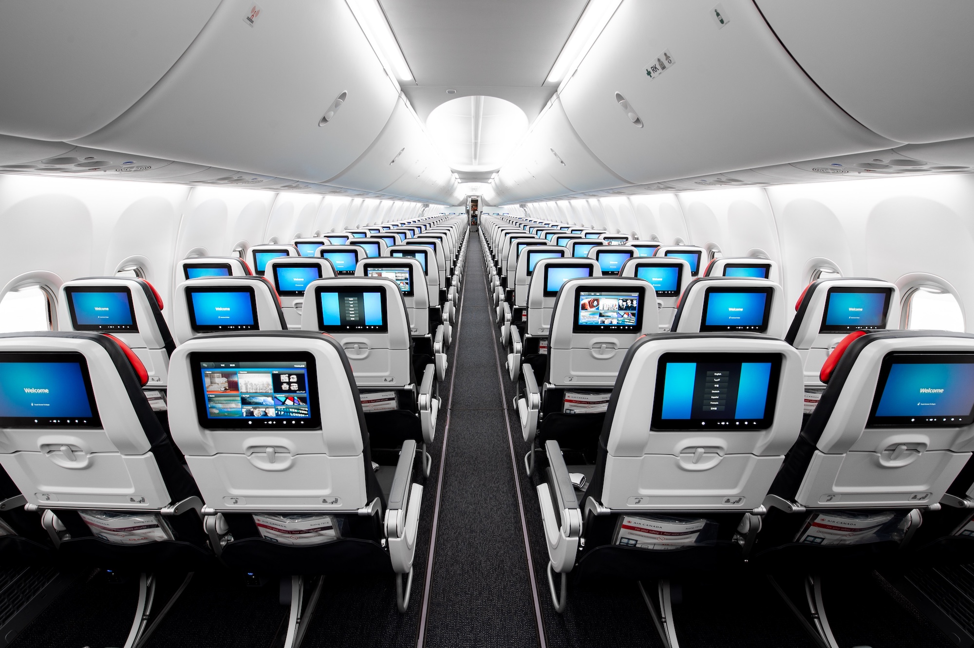 Air Canada Boeing 737 MAX 8 cabins