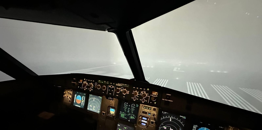 Landing in low visibility