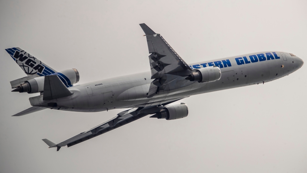 Reg: N542KD, Western Global Airlines, McDonnell Douglas MD-11(F)