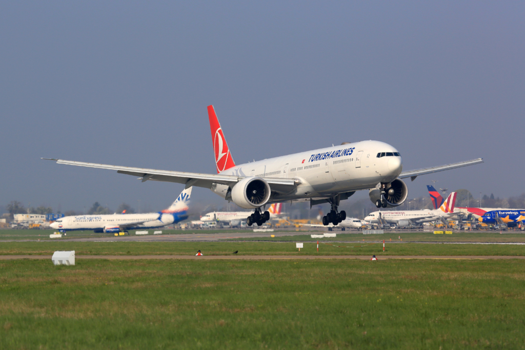 Turkish Airlines 777 