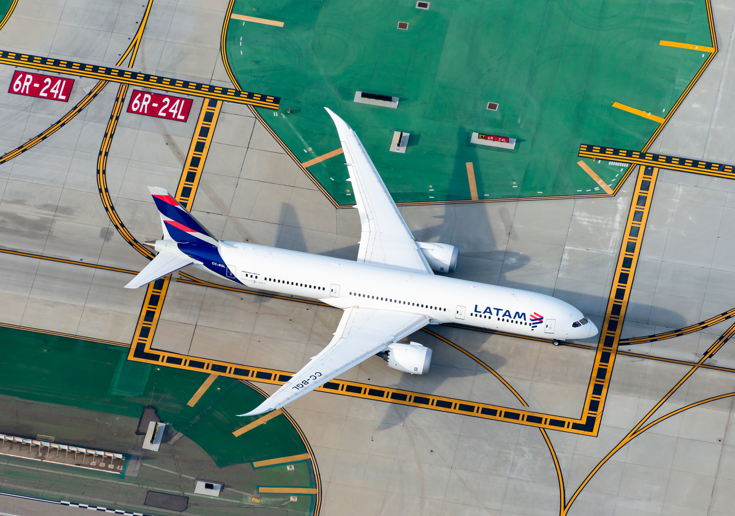 LATAM Airlines Boeing 787 captured from above while taxiing