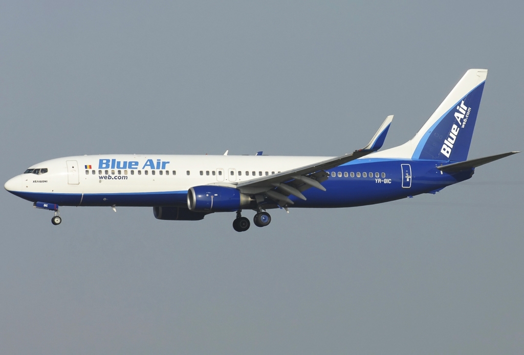 A Blue Air Boeing 737-800 wearing an older livery version