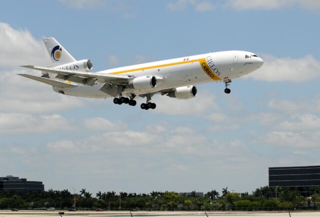 Cielos cargo Douglas Dc-10