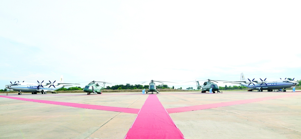 Myanmar delivery ceremony of Y-8 and Mi-38T