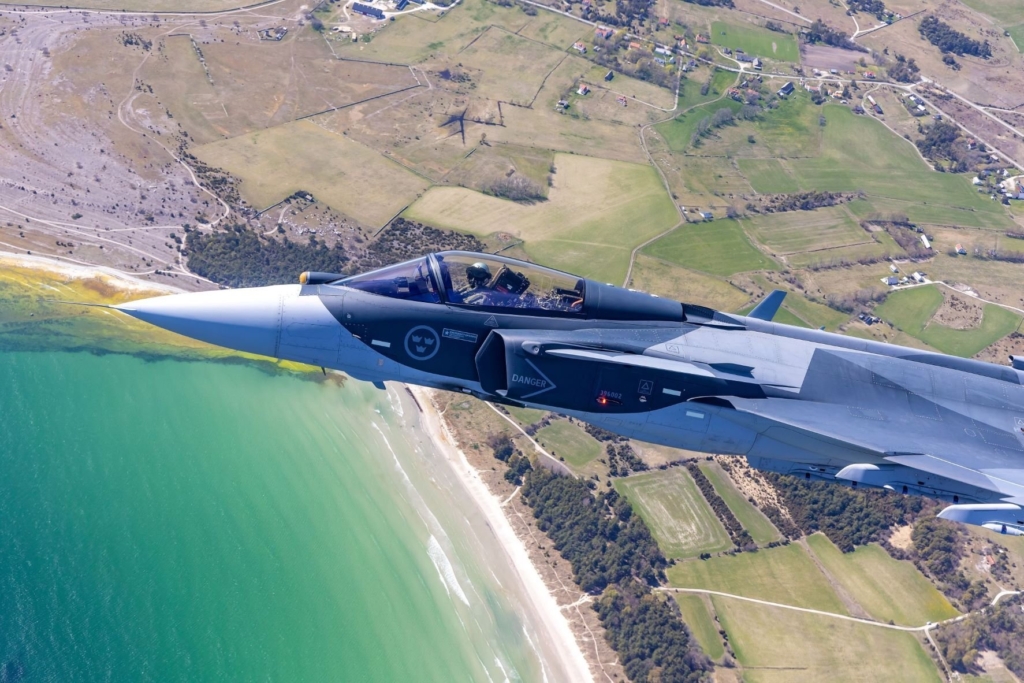 Saab Gripen E flying