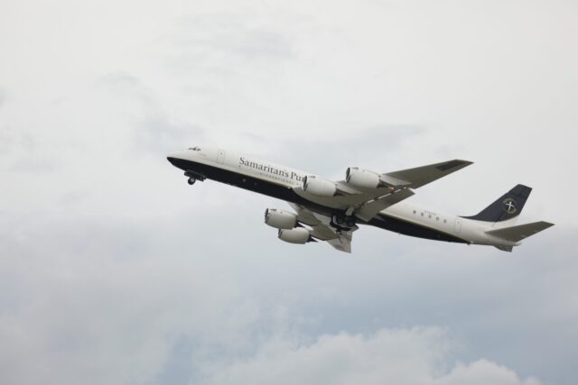 Samaritans purse to retire douglas dc-8