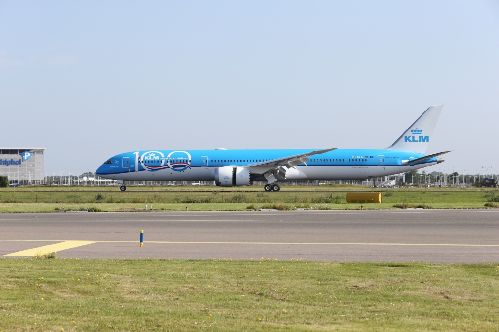 KLM 100 years livery Boeing 787-10
