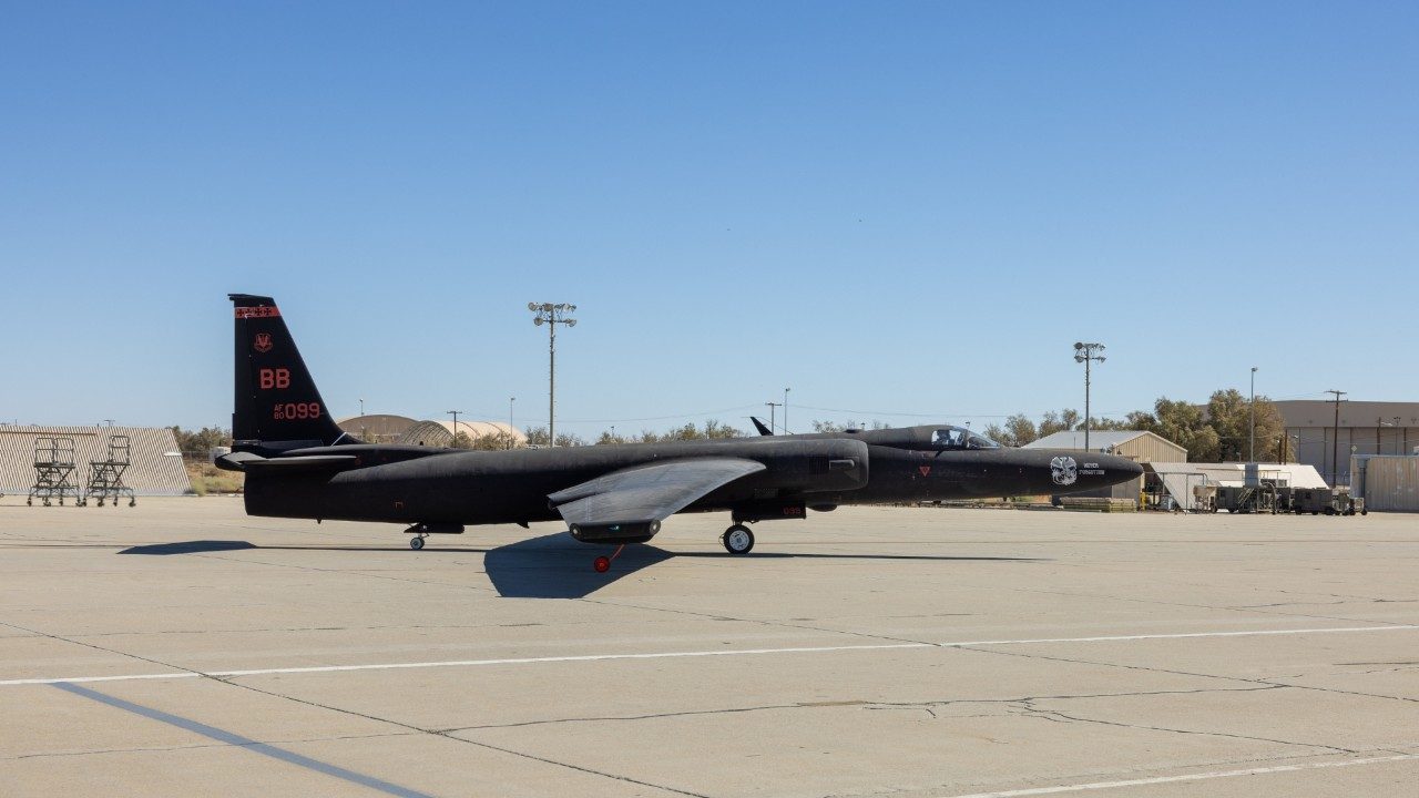U-2S '1099' taxis by before departing for its first post-rebuild flight from Air Force Plant 42 in Palmdale, California, on 18 August