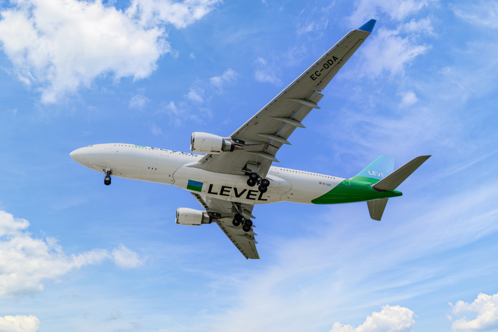 LEVEL A330 in flight