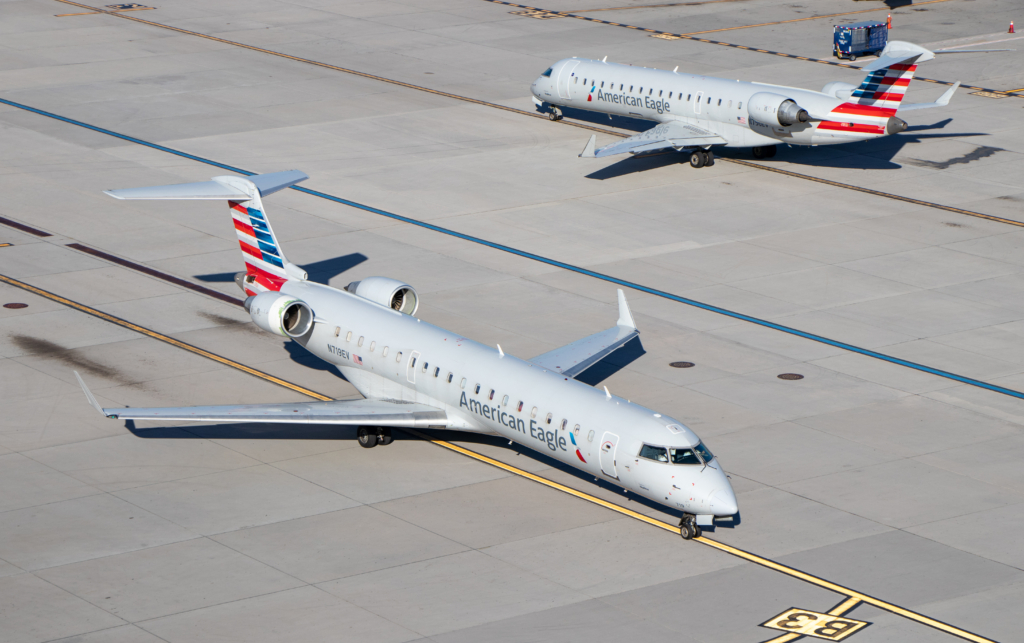 American Eagle CRJ700s