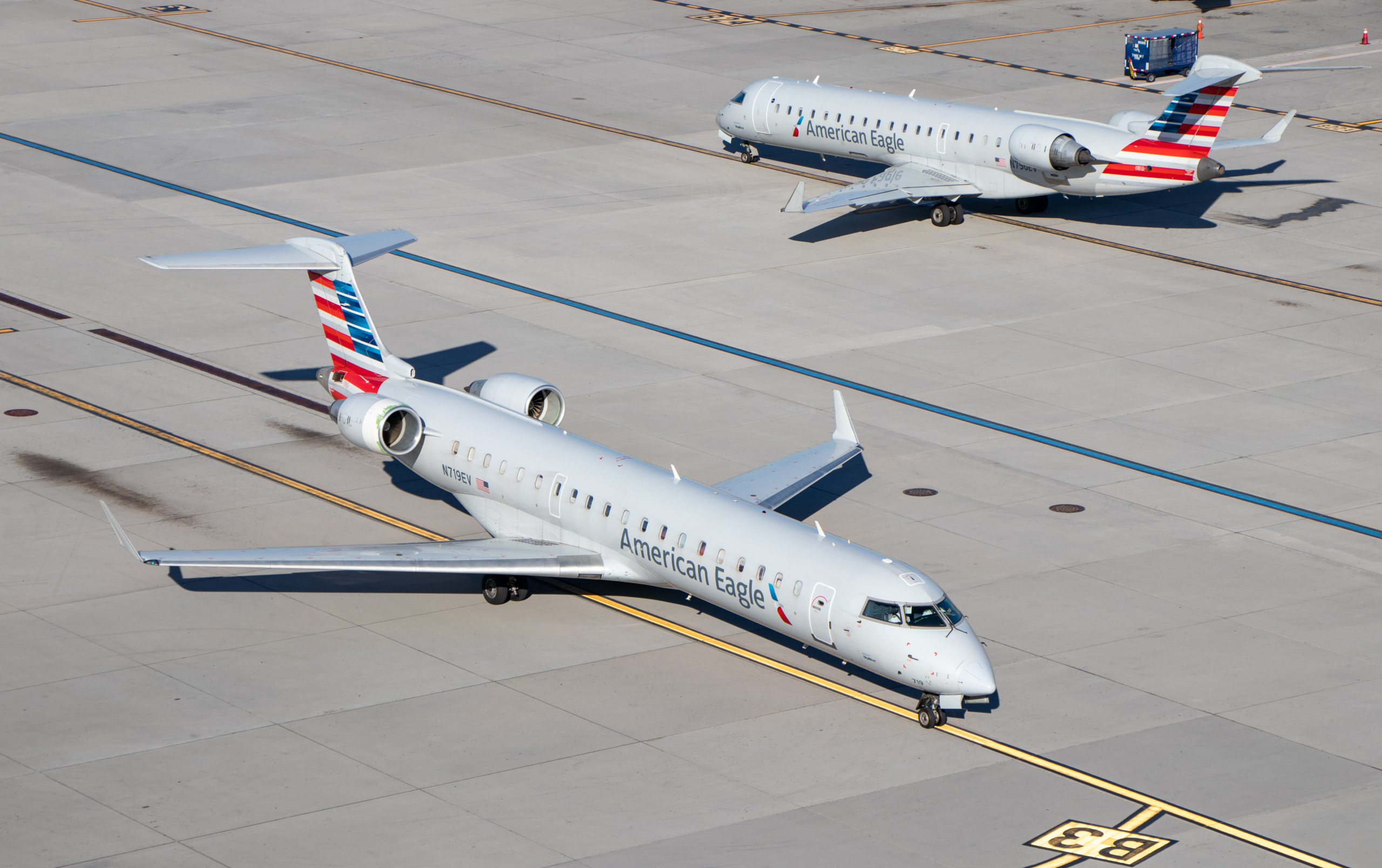 American Eagle CRJ700s
