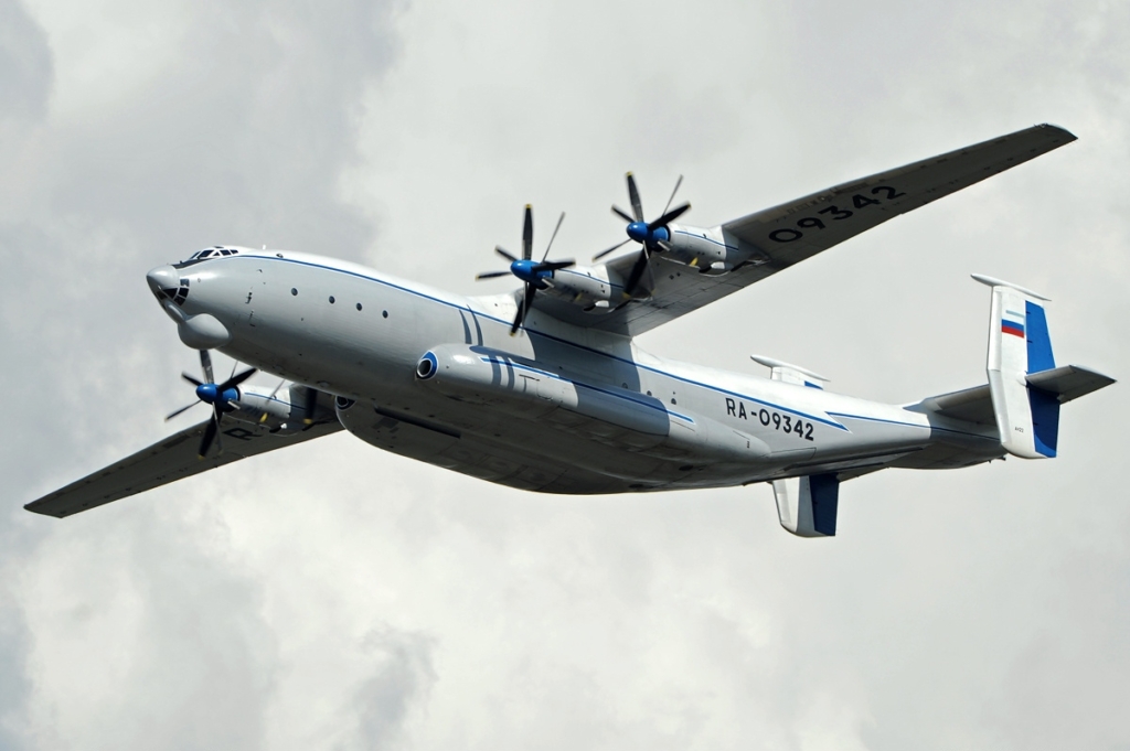 Anonov An-22 Russian MoD turboprop transporter