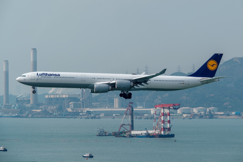 Lufthansa A340-600