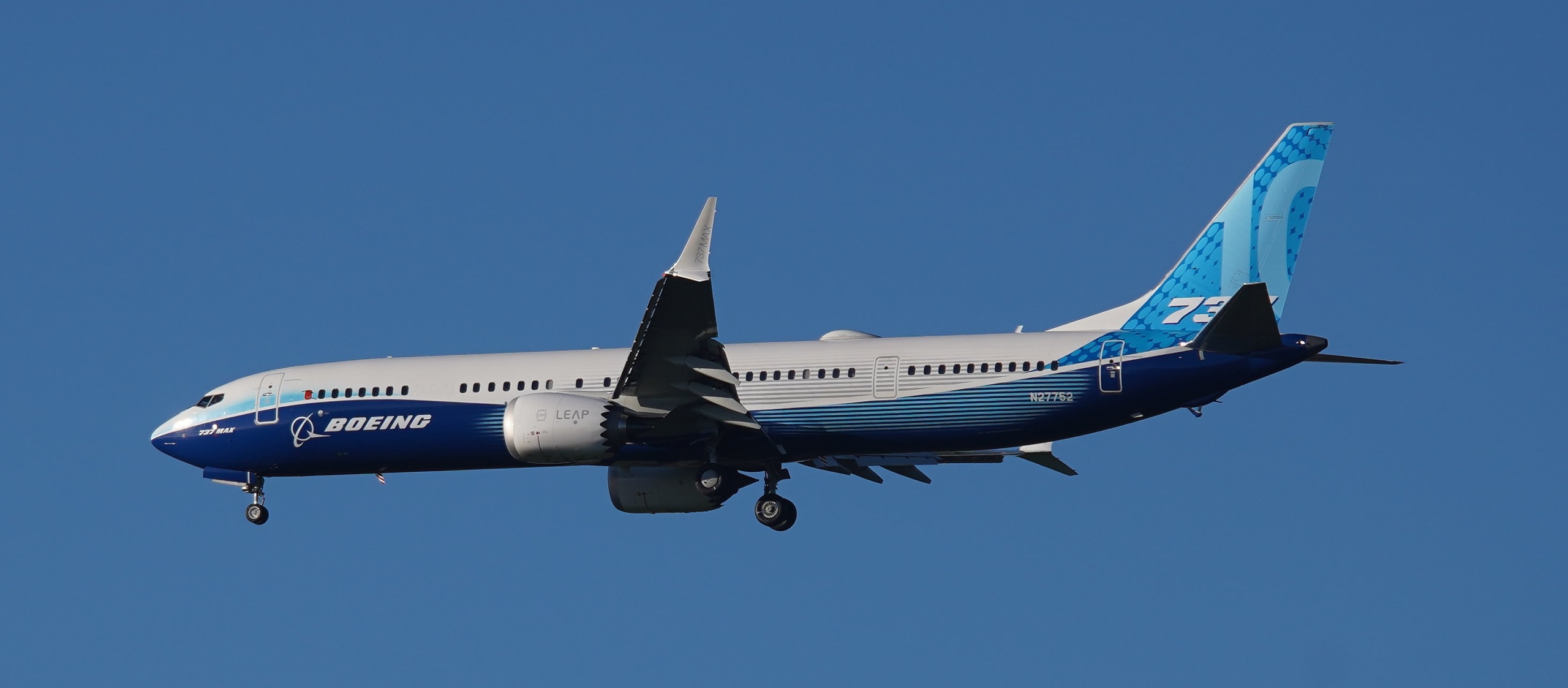 Boeing 737 MAX 10
