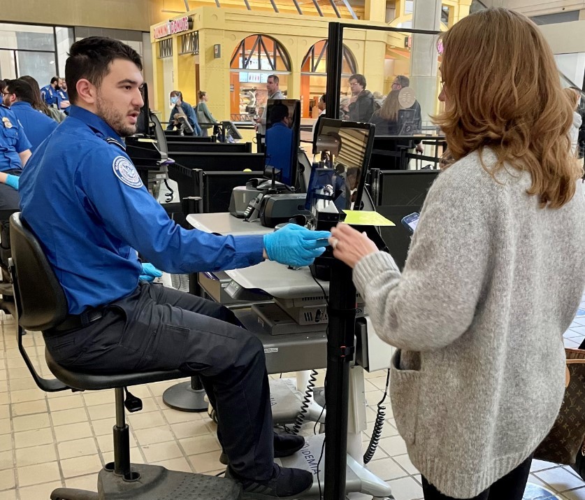 TSA checkpoint image