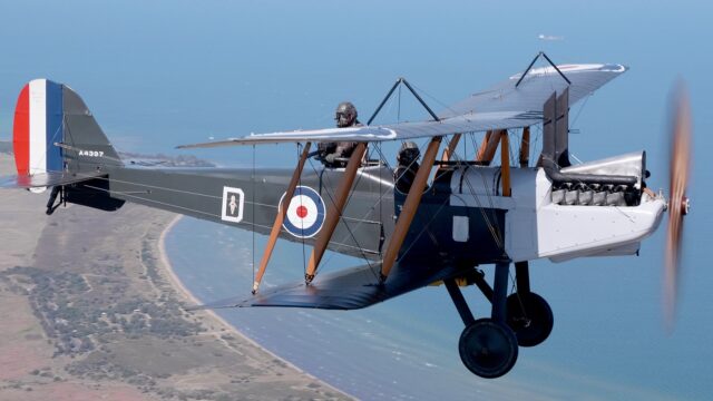 100SQN historical aircraft