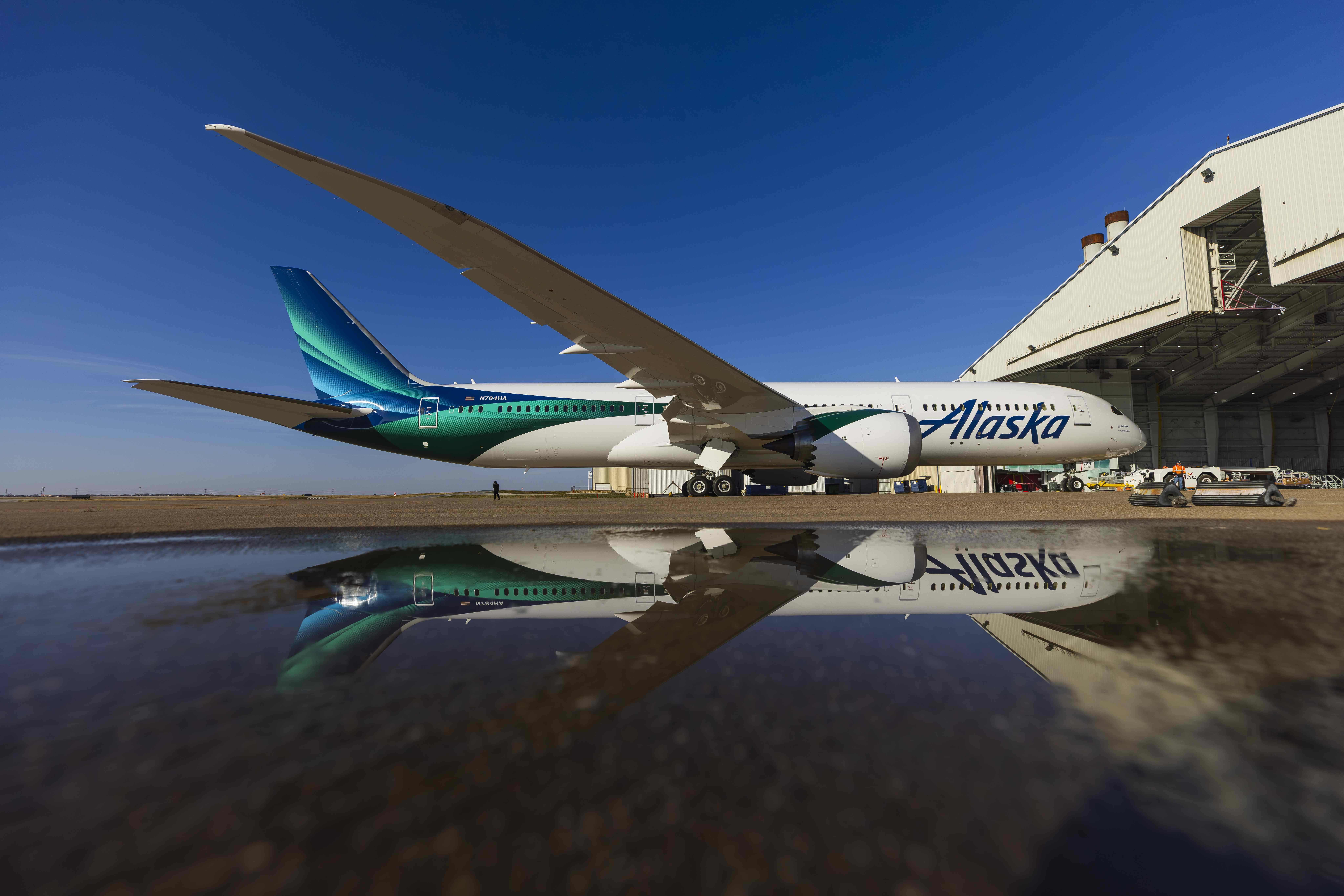 Alaska Airlines Boeing 787-9