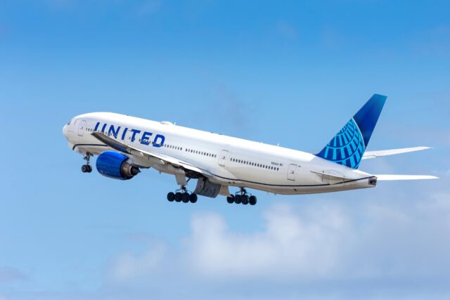 United Boeing 777 taking off