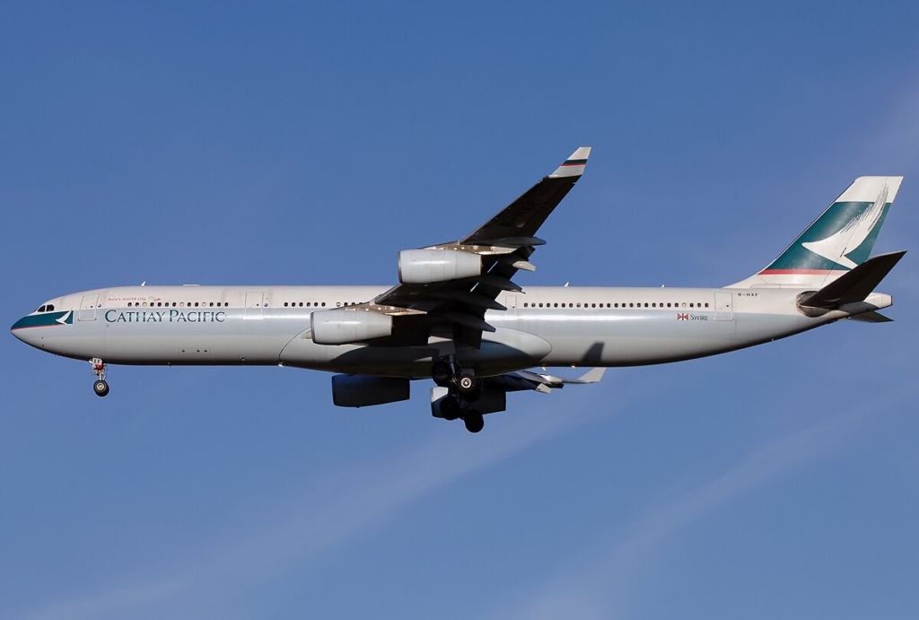 Cathay Pacific Airbus A340 
