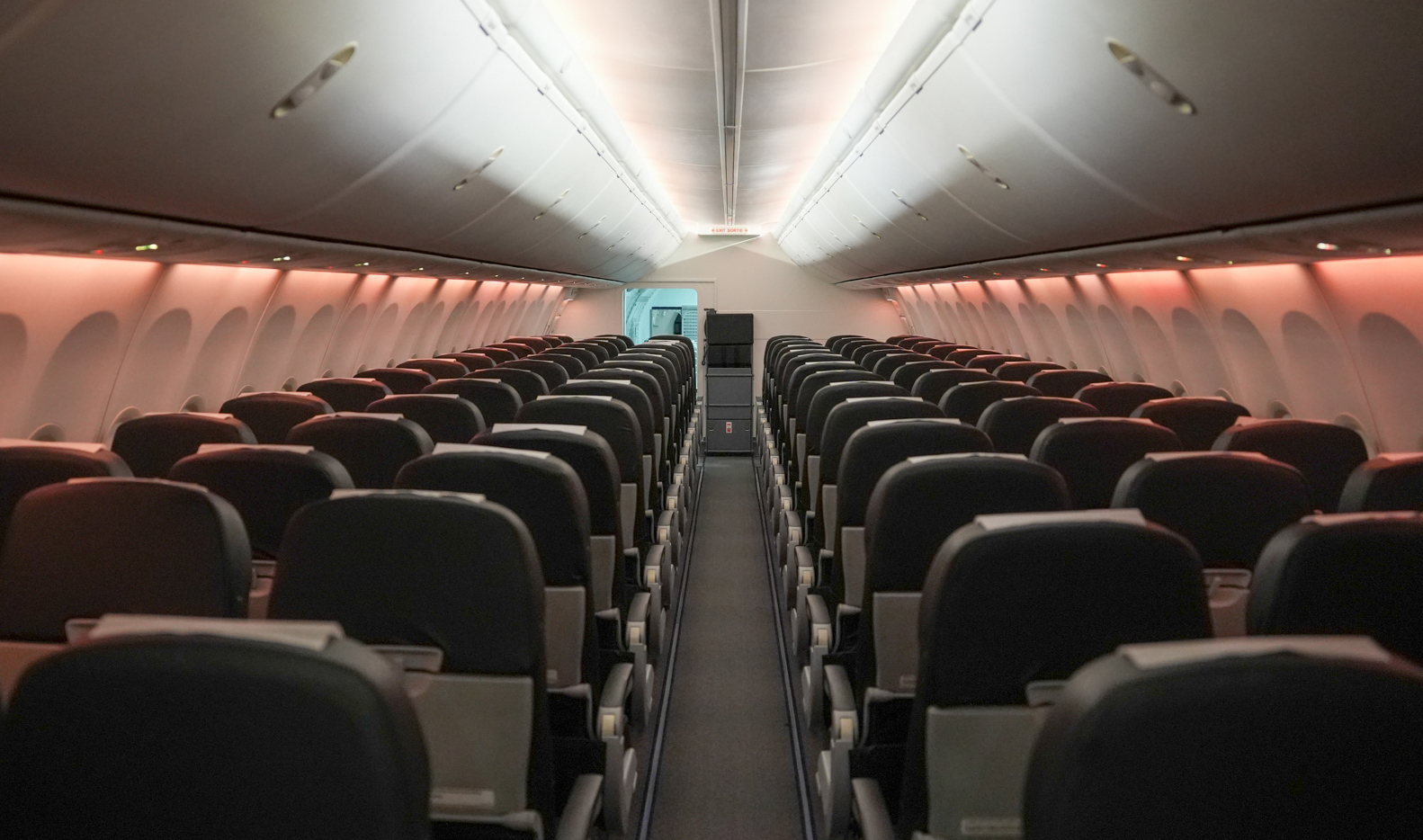 Air Inuit's first newly reengineered Boeing 737-800NG combi aircraft. Photo: Air Inuit