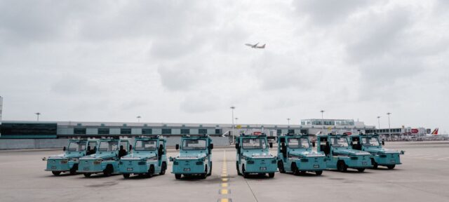 Changi Airport Group fully driverles autonomous baggage tractors