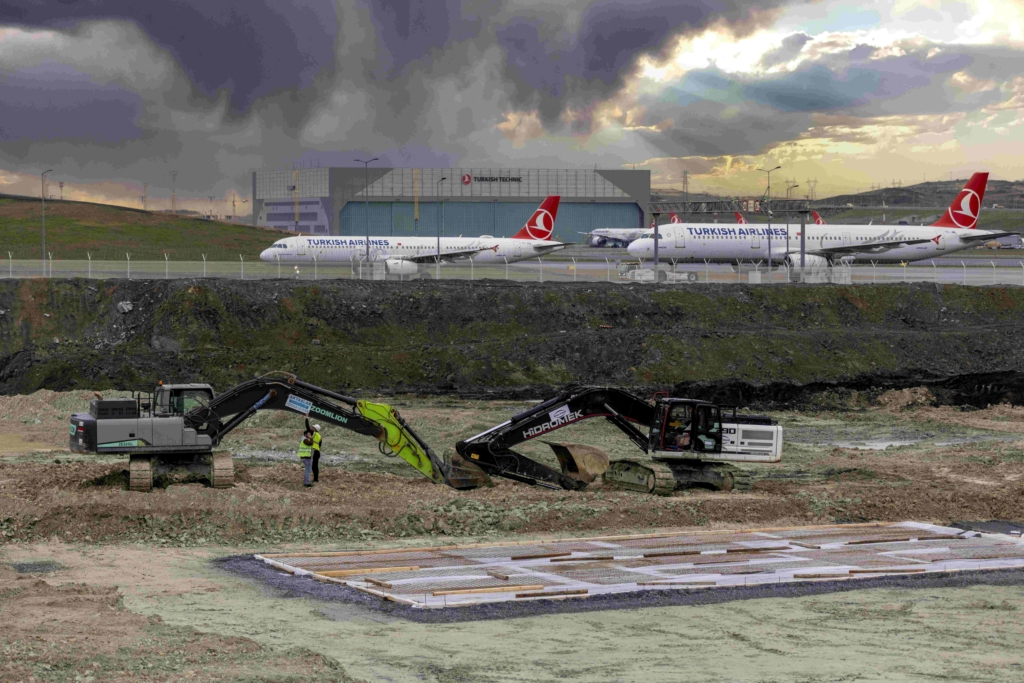 Turkish airlines infrastructure investment istanbul airport