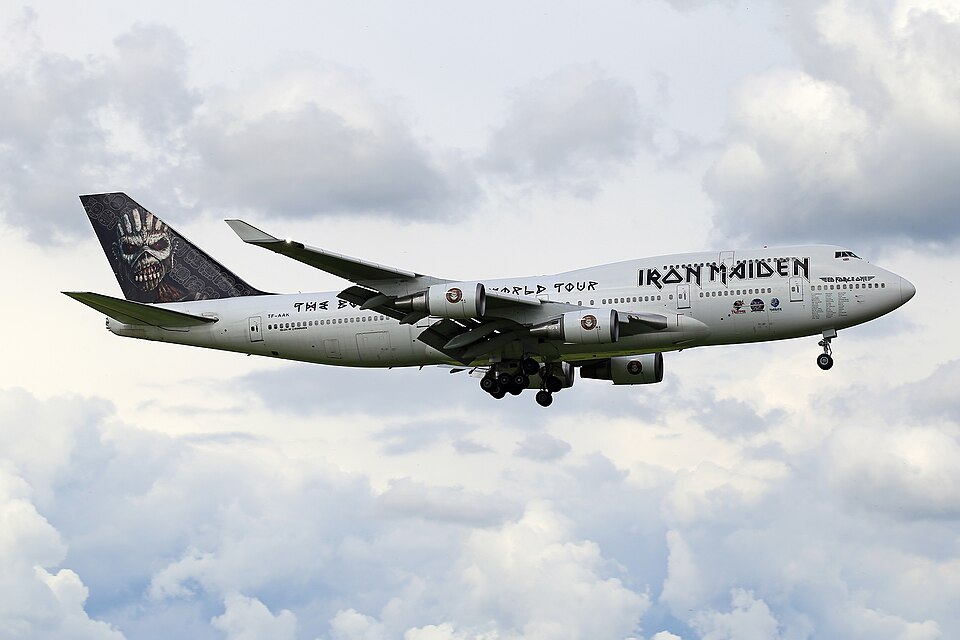 Iron Maiden ed force one boeing 747