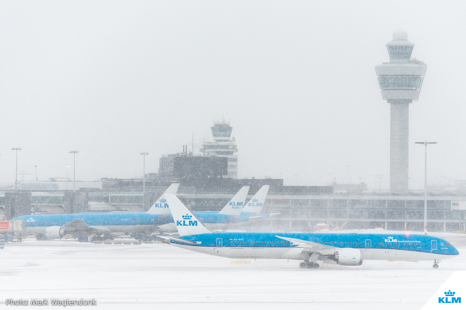 KLM amsterdam snow