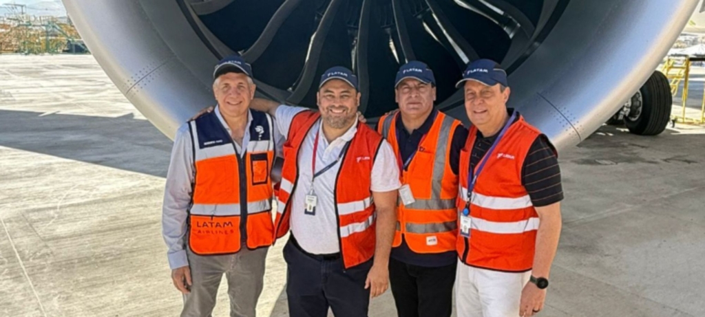 LATAM Boeing 787-9 Dreamliner with GEnx engines