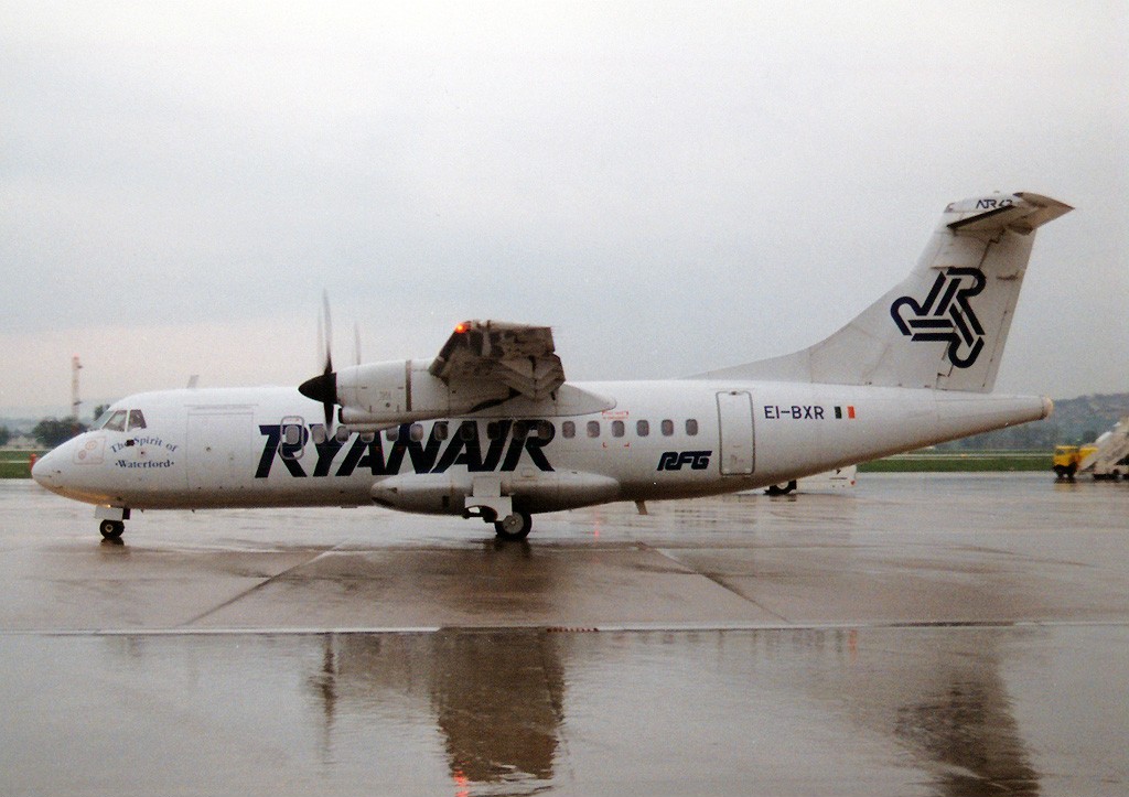 Ryanair ATR 42-300 in 1991
