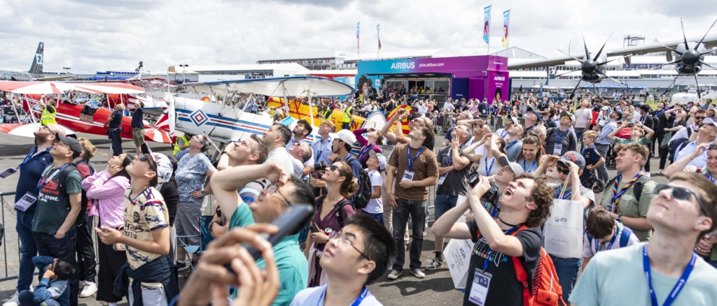 spectators at Farnborough International Airshow