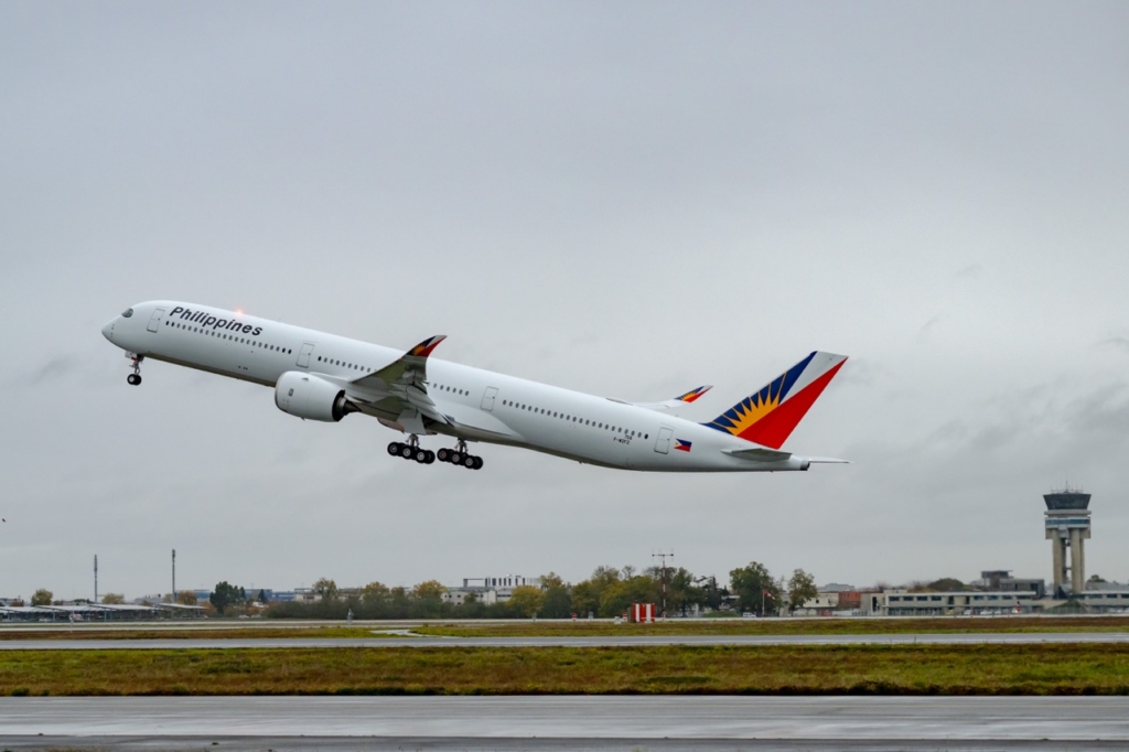Philippine Airlines Airbus A350-1000 takes off on delivery flight