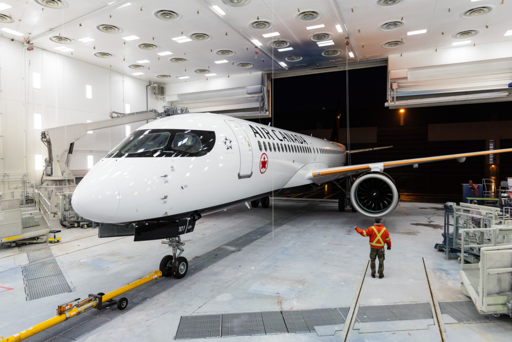 Air Canada A220