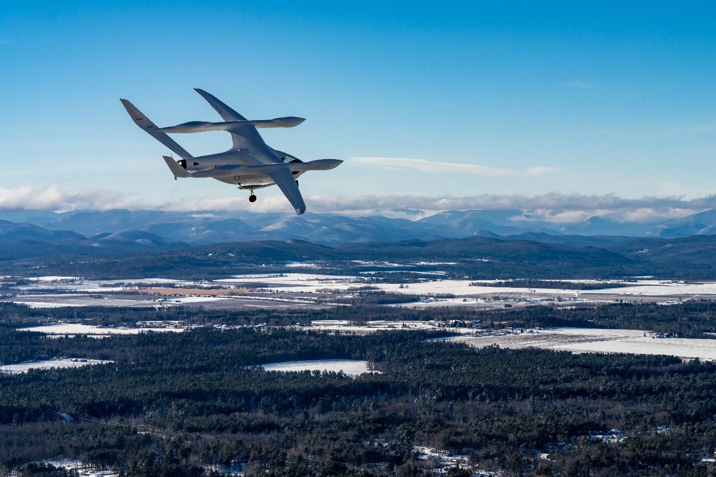 Amazon Beta technologies electric aircraft investment