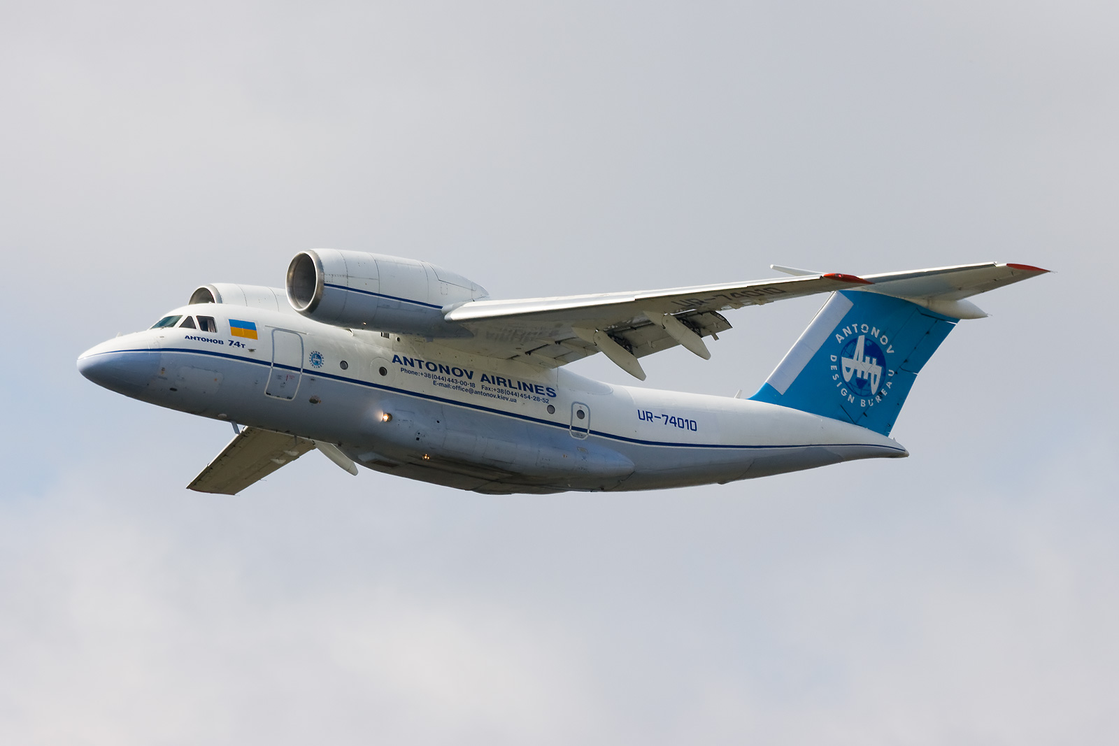 Antonov An-74 flying