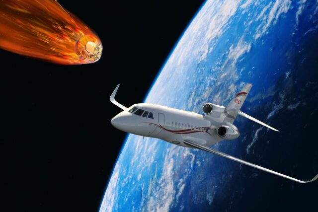 ESA wants to meet a falling satellite with a Dassault Falcon 900 business jet