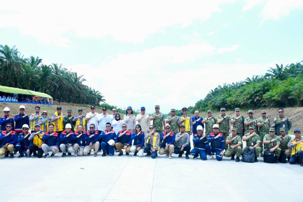 Indonesian Air Force on highway