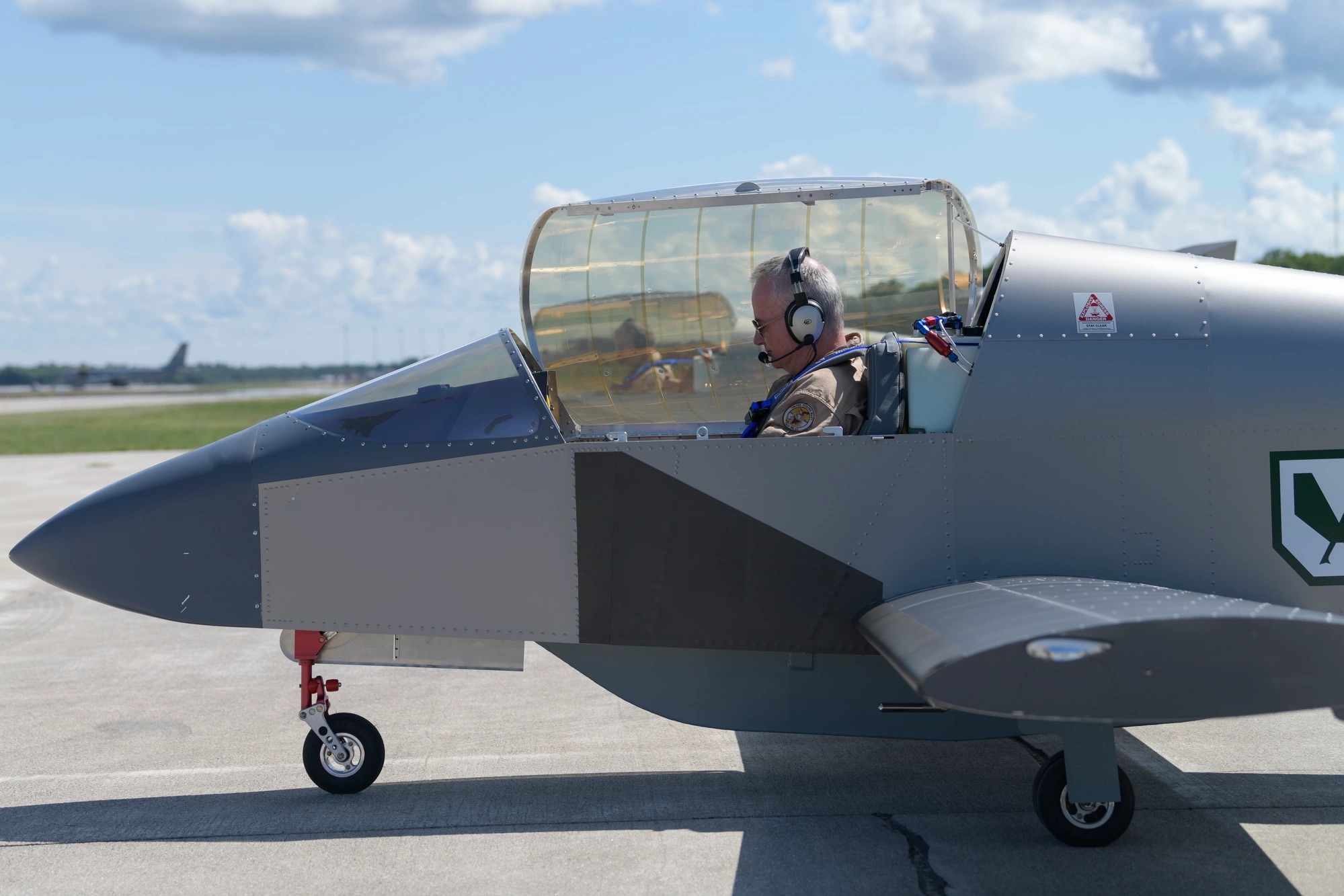 KestrelX microjet for counter drone training